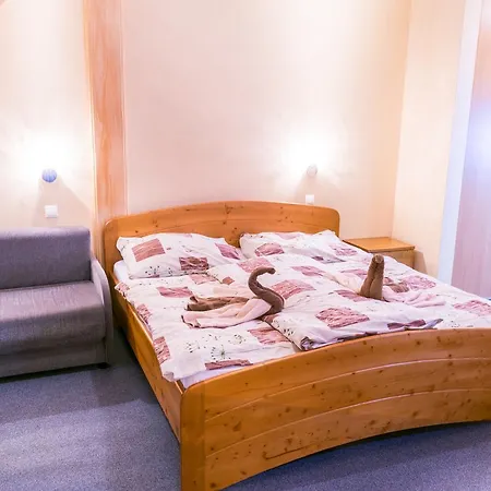 Horský Kristína Hotel Hrustin